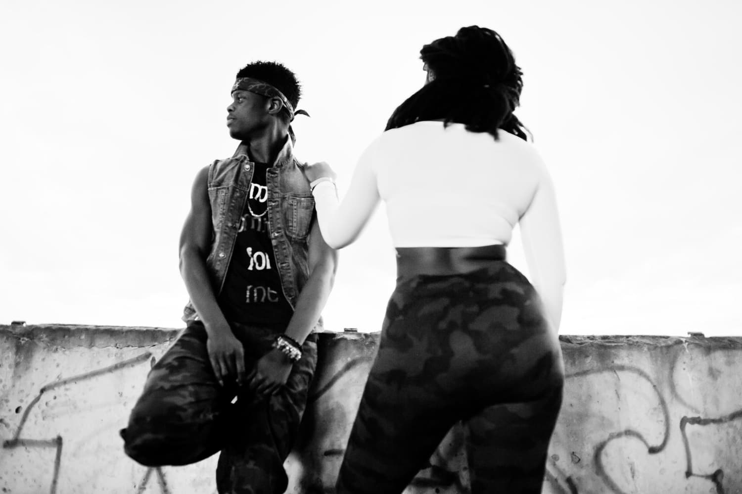 Get Familiar hero fashion image